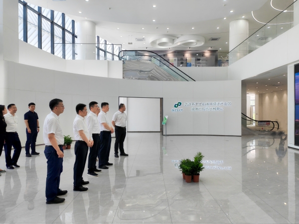 武漢市垃圾分類挑戰(zhàn)賽暨“美麗武漢城管行”走進千子山循環(huán)產業(yè)園活動順利舉辦-附圖4.jpg